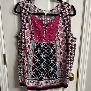 Crown & Ivy Pink and Black Patterned Chemise